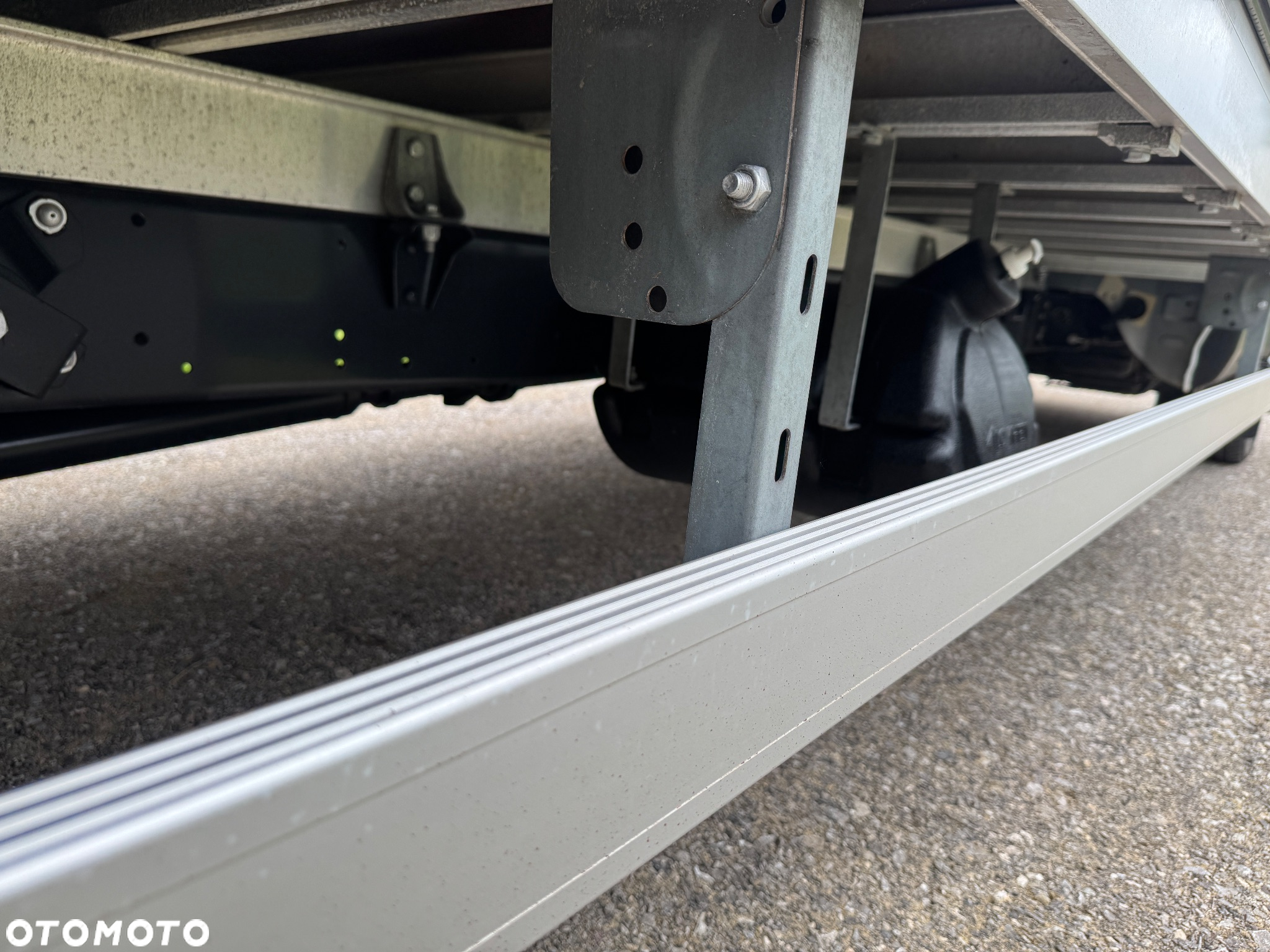 Iveco DAILY - 23