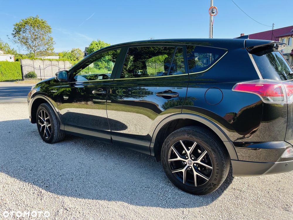 Toyota RAV4 - 7