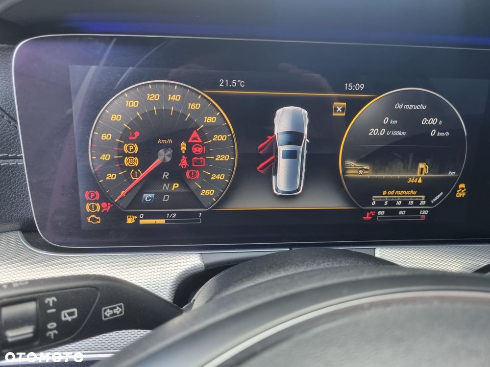 Mercedes-Benz Klasa E 220 d 4-Matic Business Edition 9G-TRONIC - 25