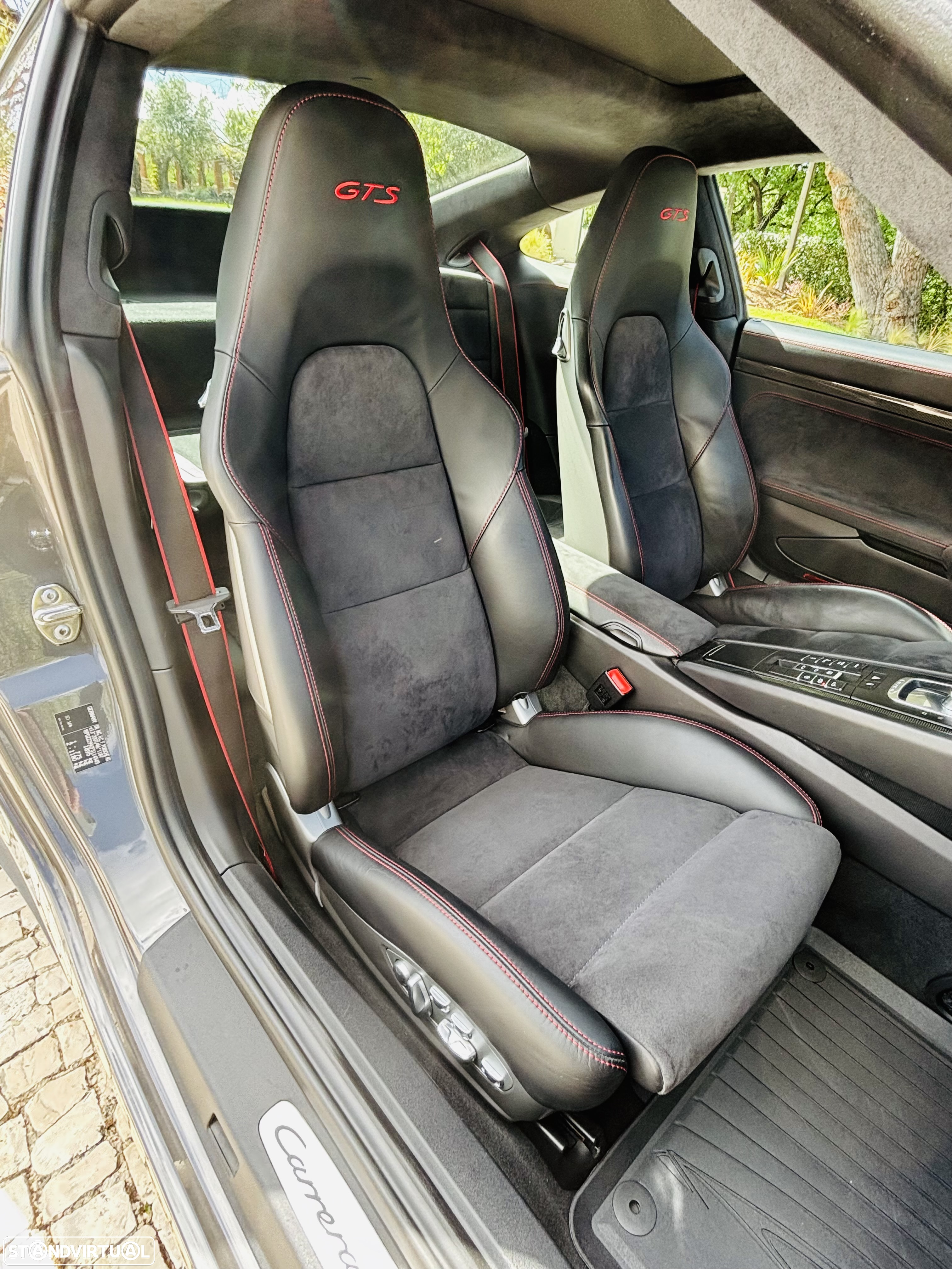 Porsche 911 (991) Carrera 4 GTS PDK - 22