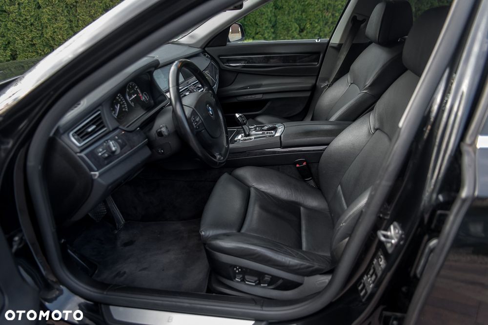 BMW Seria 7 730d - 15