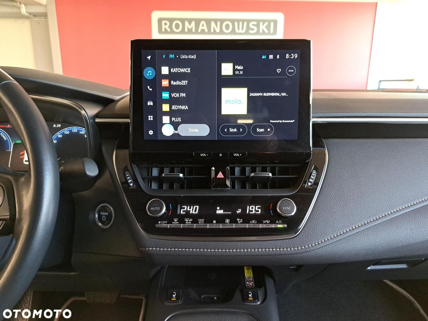 Toyota Corolla 1.8 Hybrid Comfort - 19