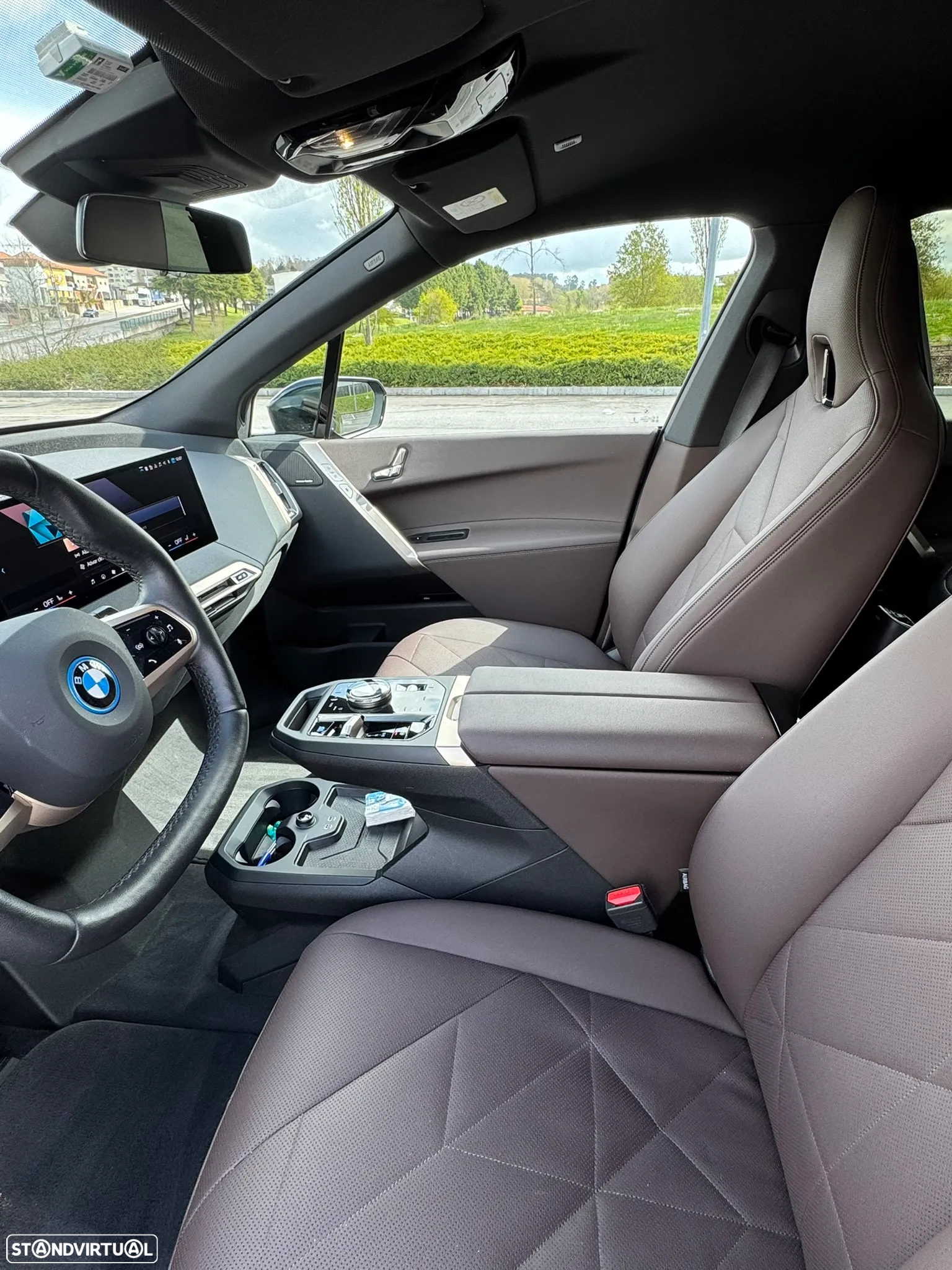 BMW iX xDrive 40 Pack Desportivo - 12