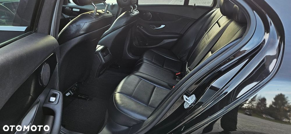 Mercedes-Benz Klasa C 180 (BlueTEC) d AMG Line - 8