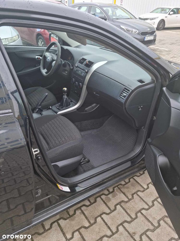 Toyota Corolla 1.4 D-4D Terra - 12