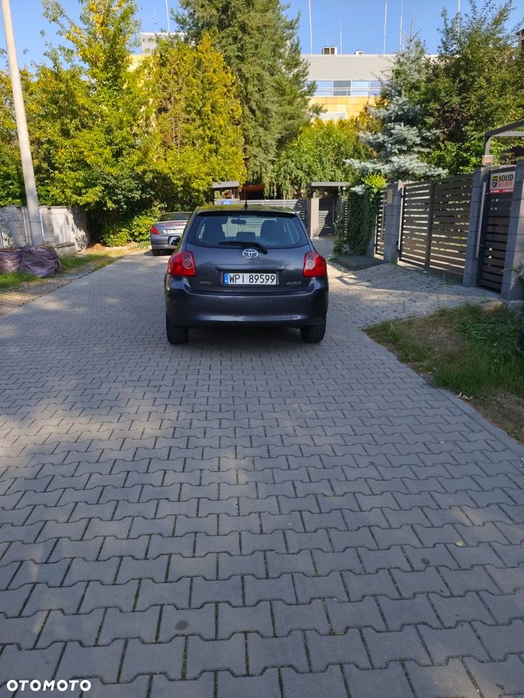 Toyota Auris 1.4 D-4D Luna - 5
