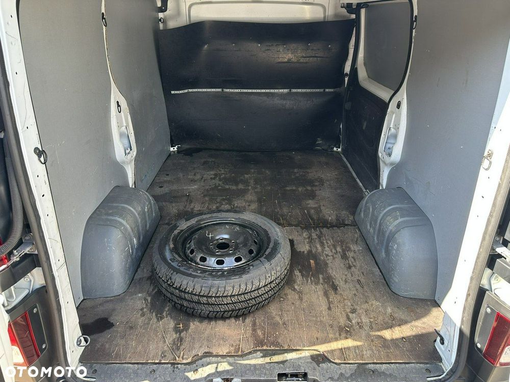 Renault Trafic - 11