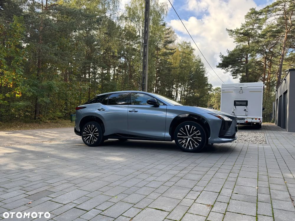 Lexus RZ 450e Omotenashi DIRECT4 - 3