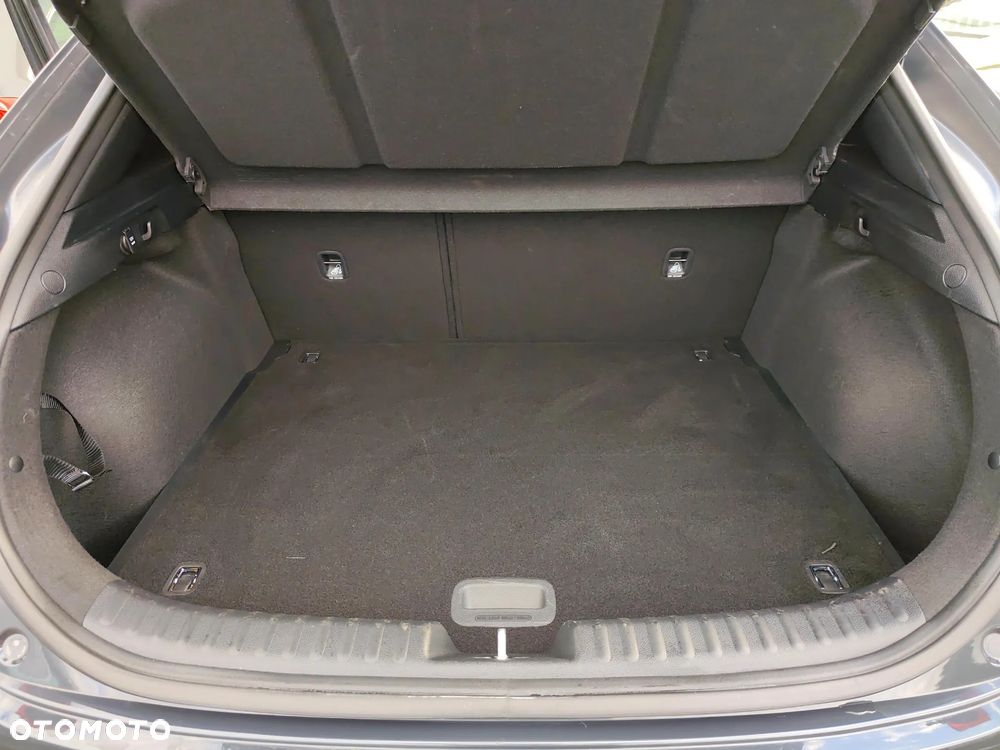 Kia XCeed 1.5 T-GDI M DCT - 16
