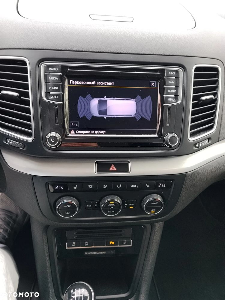 Volkswagen Sharan 2.0 TDI BMT Comfortline - 28