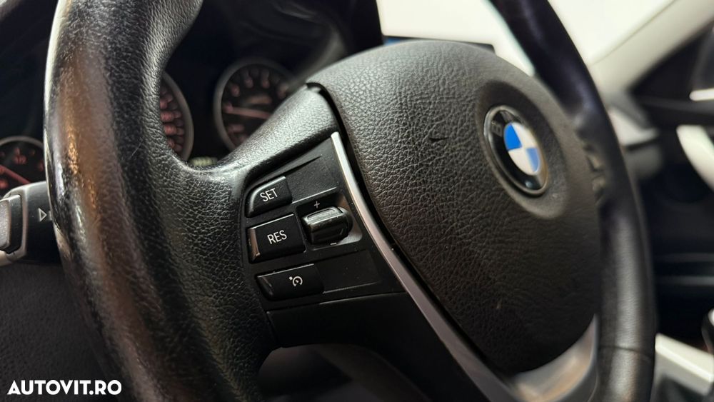 BMW Seria 3 316i - 24