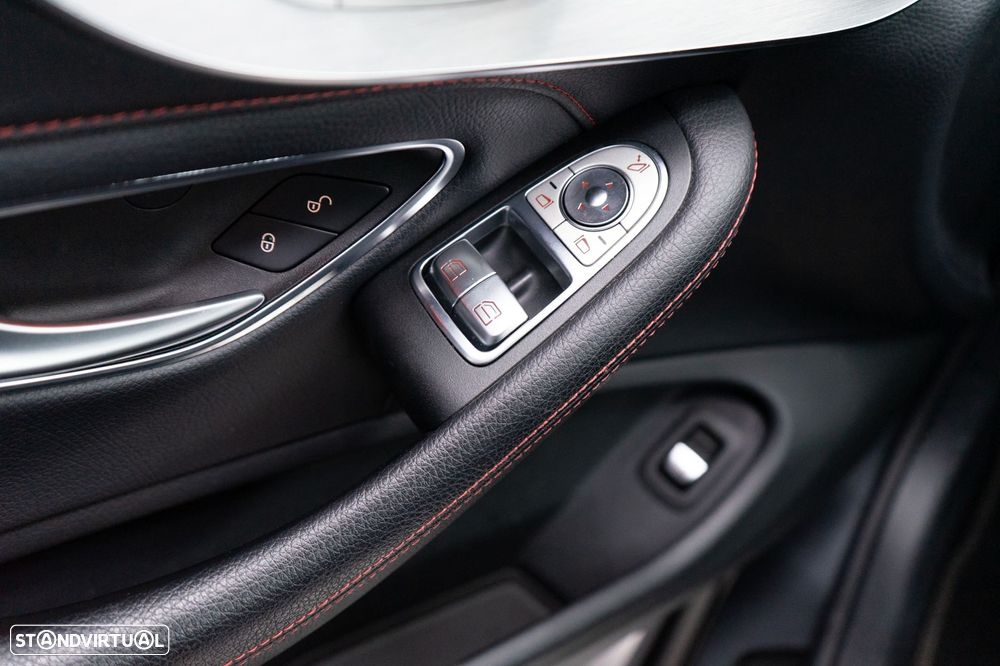 Mercedes-Benz C 43 AMG 4Matic 9G-TRONIC - 24