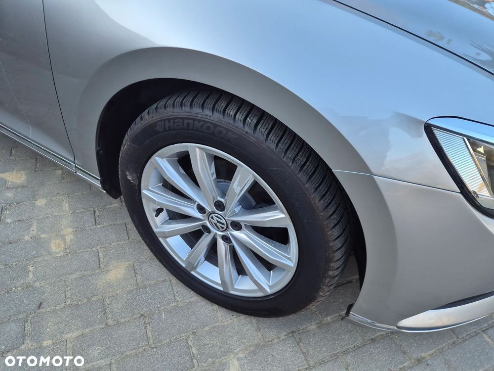 Volkswagen Passat 1.8 TSI (BlueMotion Technology) DSG Highline - 16