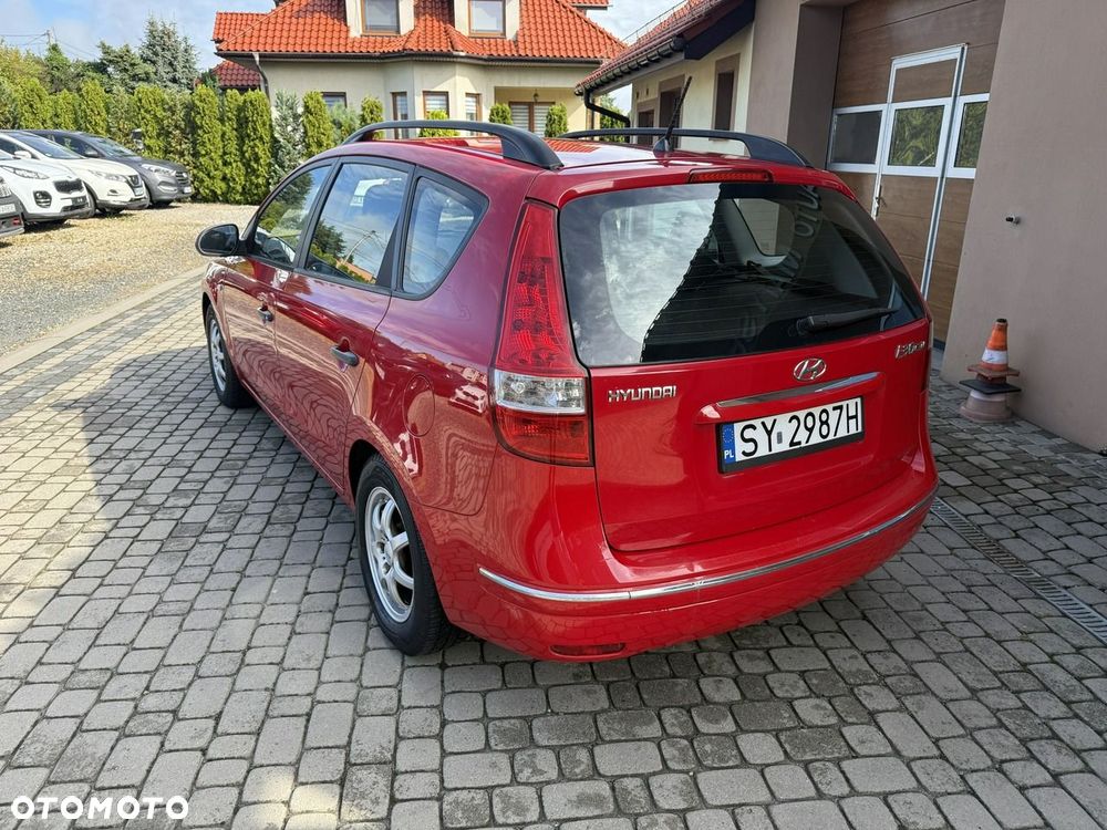 Hyundai i30 1.4 Base + EU5 - 9