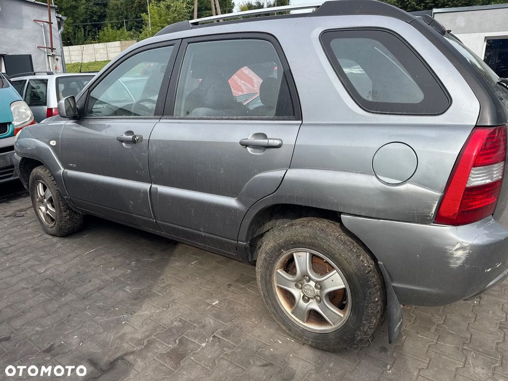 Kia Sportage 2 na części - 3