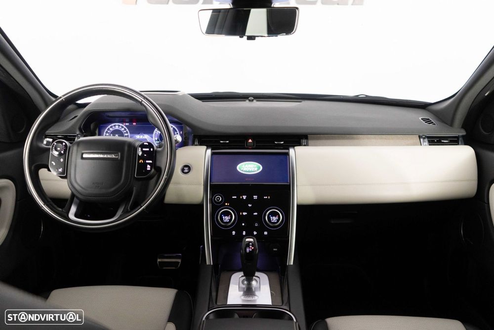 Land Rover Discovery Sport 1.5 I3 P300e AWD R-Dynamic HSE - 26