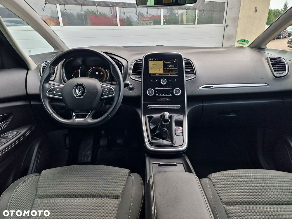 Renault Scenic - 18