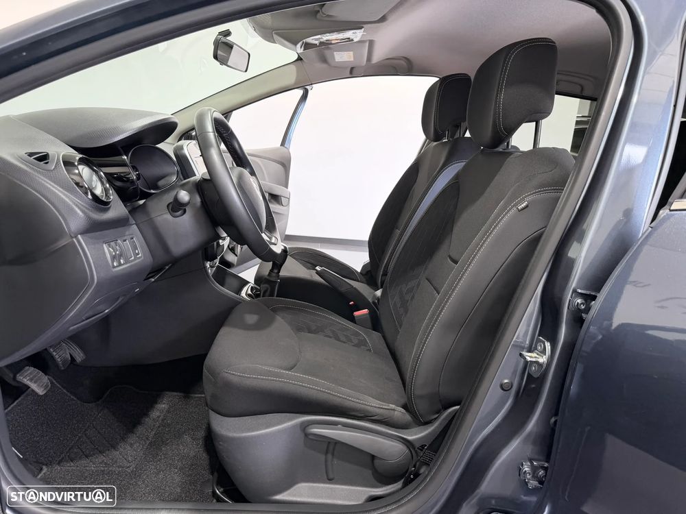 Renault Clio 1.5 dCi Limited - 33