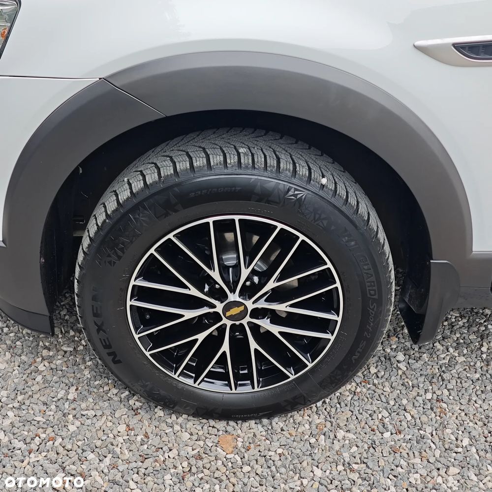 Chevrolet Captiva 2.4 2WD LT - 17