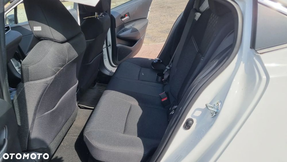 Toyota Corolla 1.8 Hybrid Active - 24