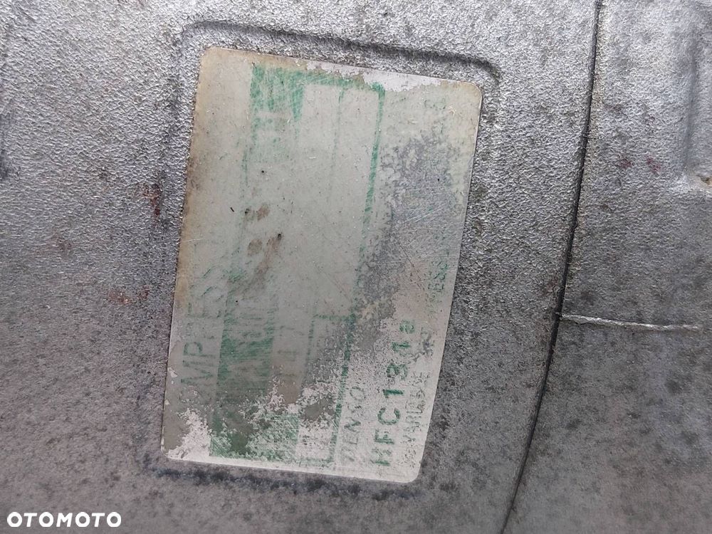 SPRĘŻARKA KOMPRESOR KLIMATYZACJI MERCEDES CLK C208 2.3 - 4