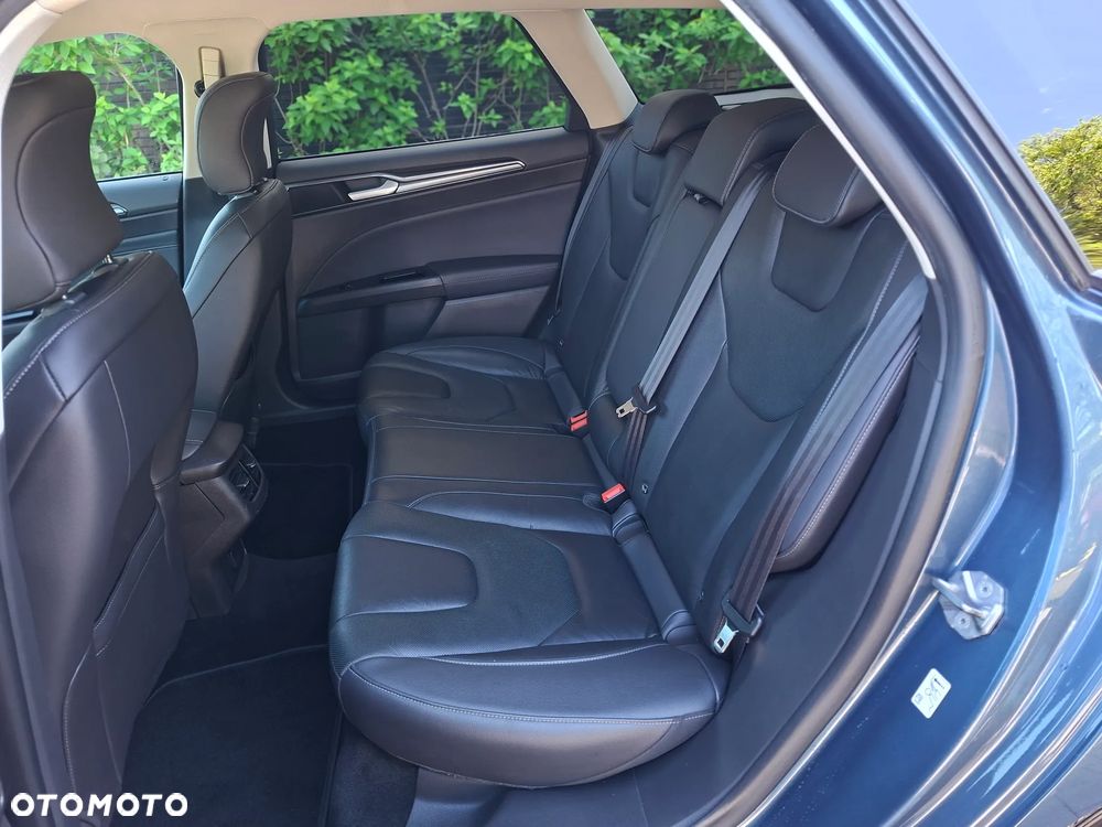 Ford Mondeo - 8