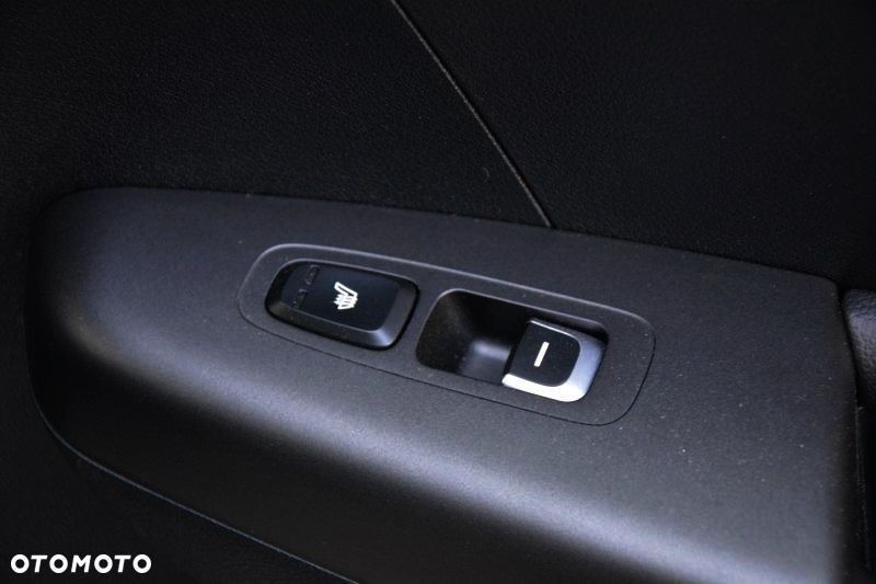 Kia Sportage 1.6 T-GDI 2WD Vision - 23