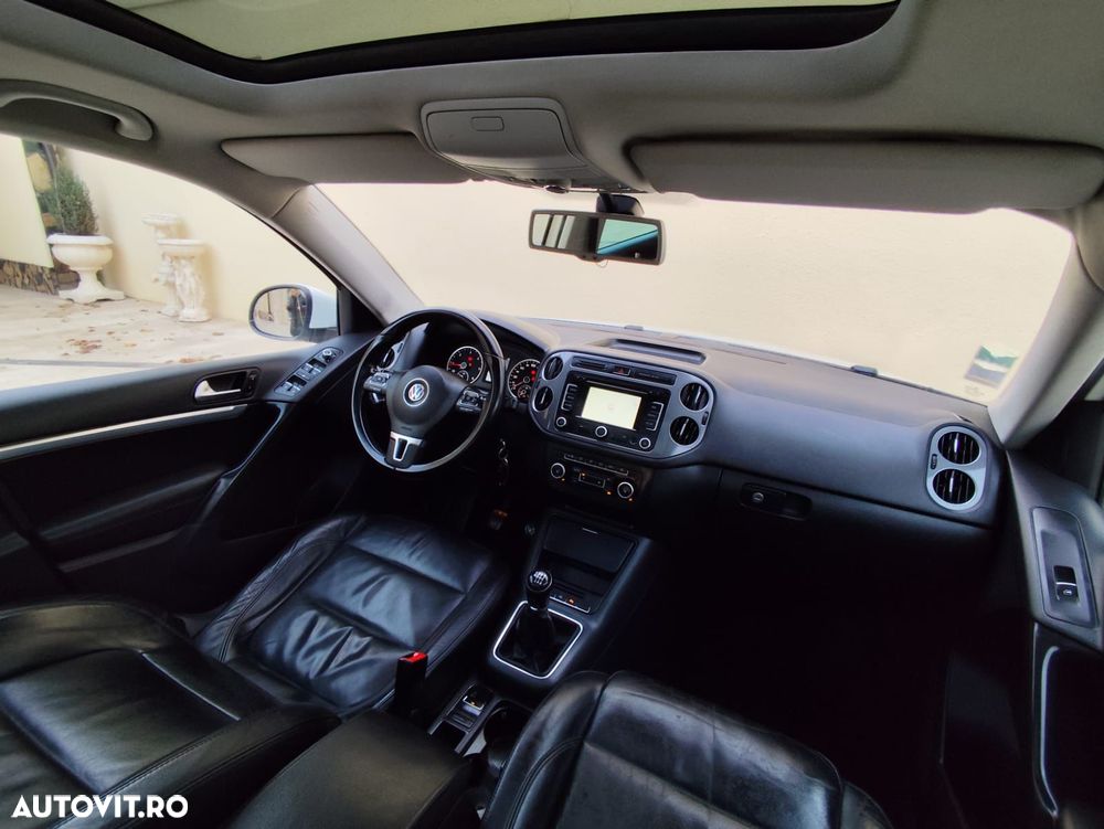 Volkswagen Tiguan - 9