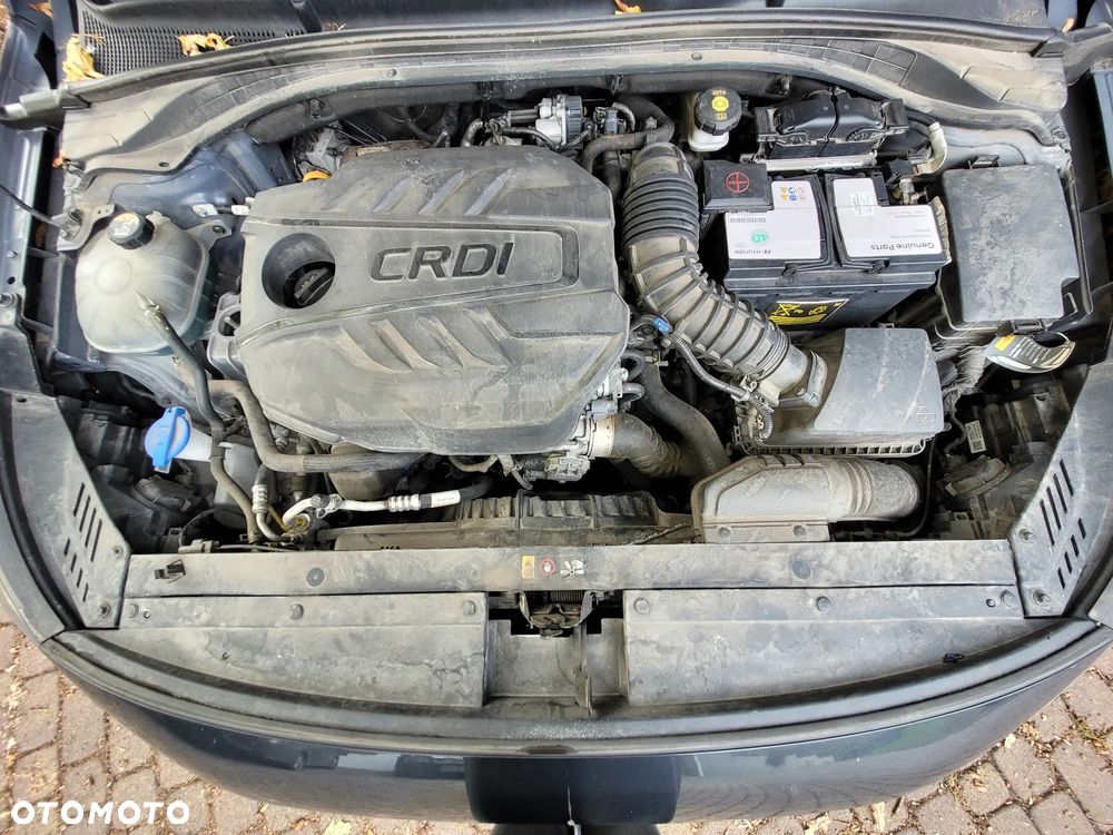 Hyundai i30 1.6 D Classic + DCT - 17