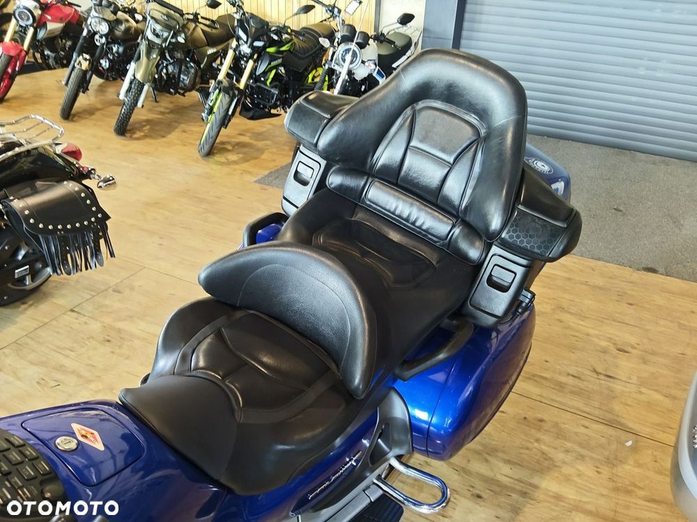 Honda GL - 11