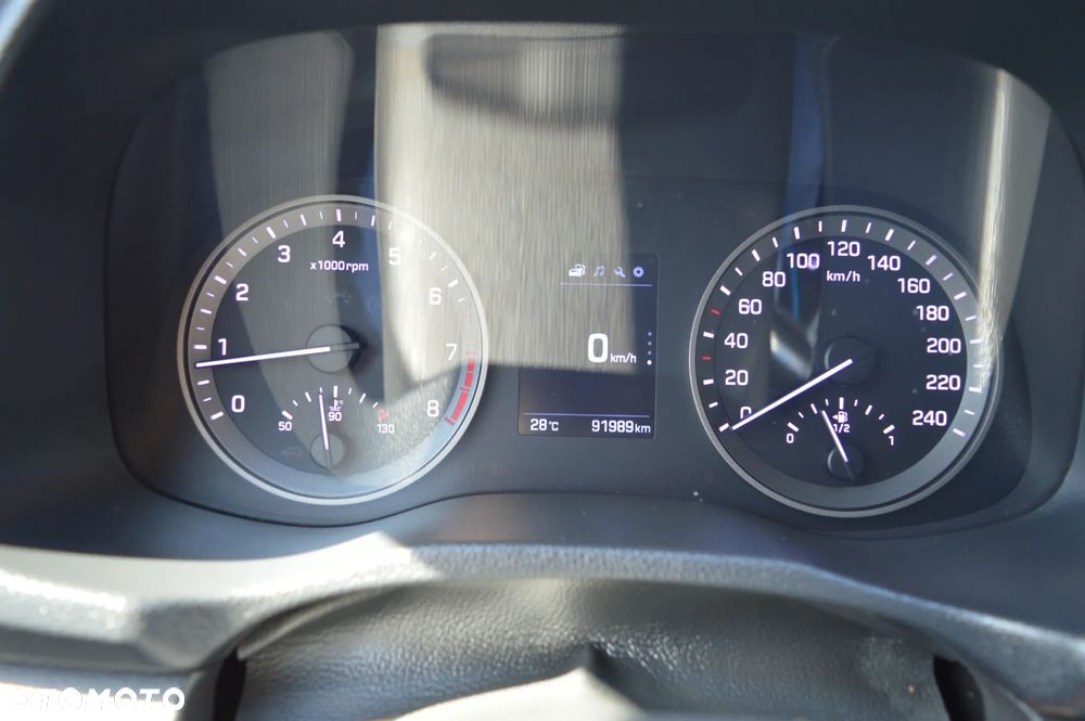 Hyundai Tucson 1.6 GDI BlueDrive Design 2WD - 23