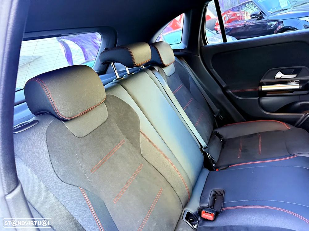 Mercedes-Benz GLA 200 AMG Line - 30