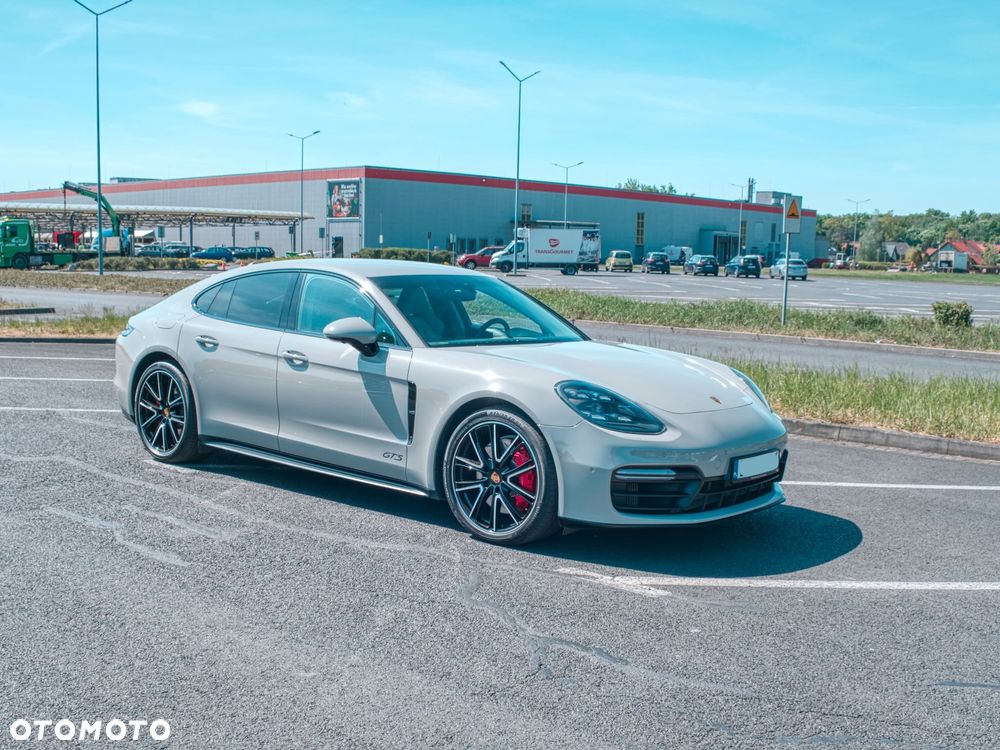 Porsche Panamera - 15