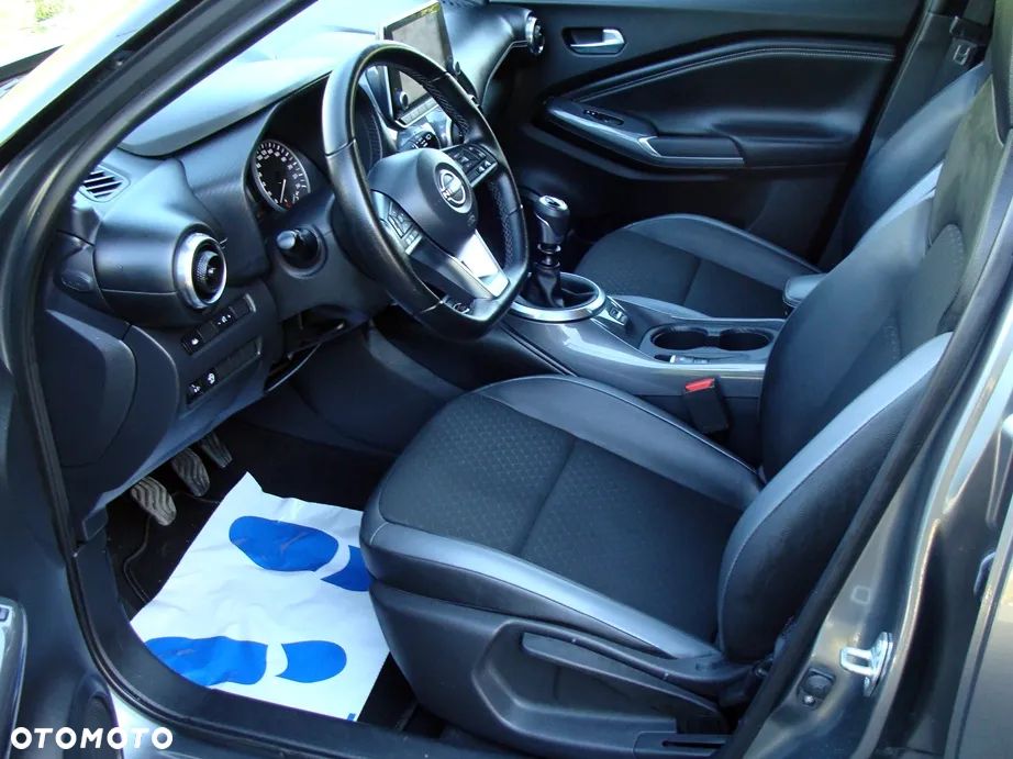 Nissan Juke 1.0 DIG-T N-Connecta - 17