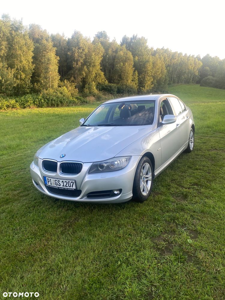 BMW Seria 3 320i Edition Exclusive - 13