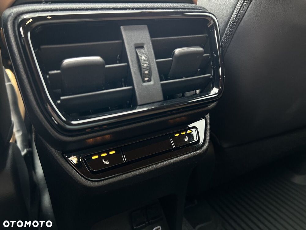 Lexus NX - 27