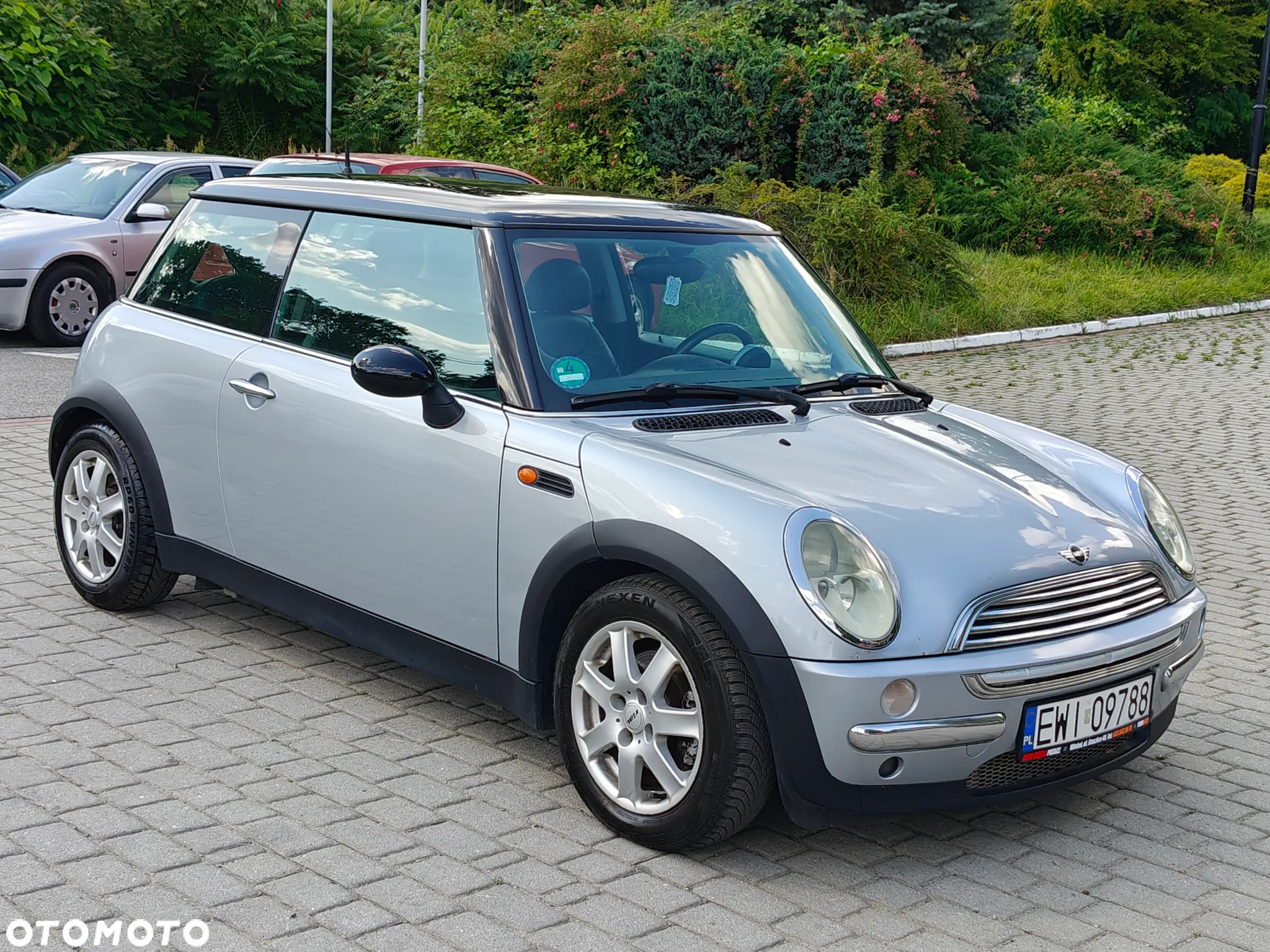 MINI Cooper Standard - 12