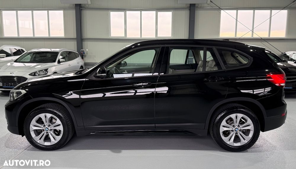 BMW X1 sDrive18d Aut. Sport Line - 7