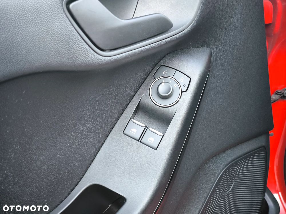 Ford Fiesta 1.1 Trend ASS - 10