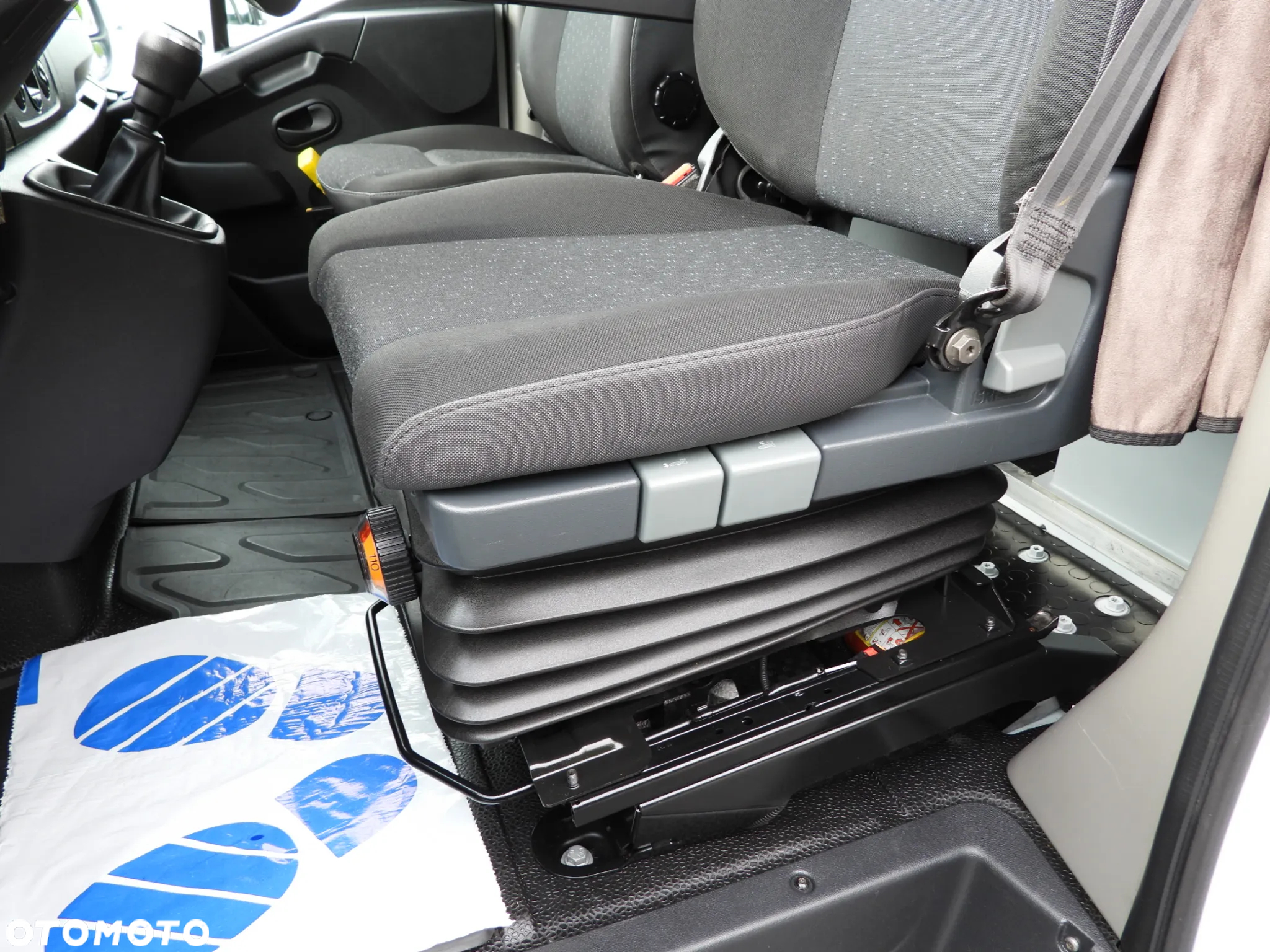 Opel MOVANO PLANDEKA 10 PALET WEBASTO TEMPOMAT KLIMATYZACJA LEDY PNEUMATYKA 165KM [ 268259 ] - 26