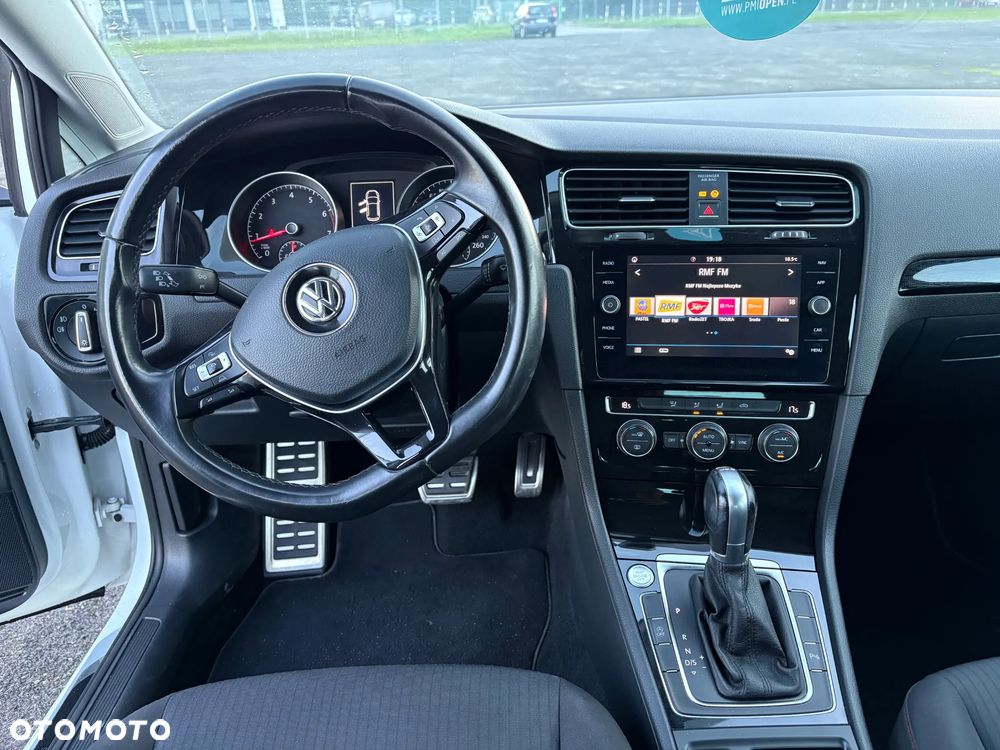 Volkswagen Golf 1.4 TSI DSG Sound - 15