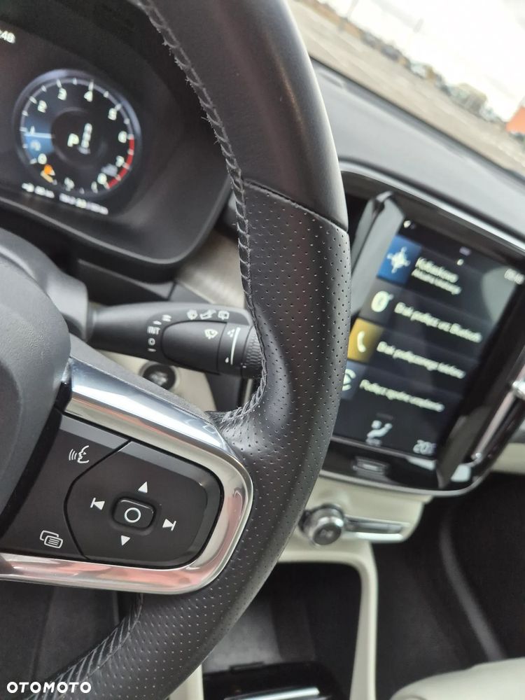 Volvo XC 40 T4 Inscription - 11