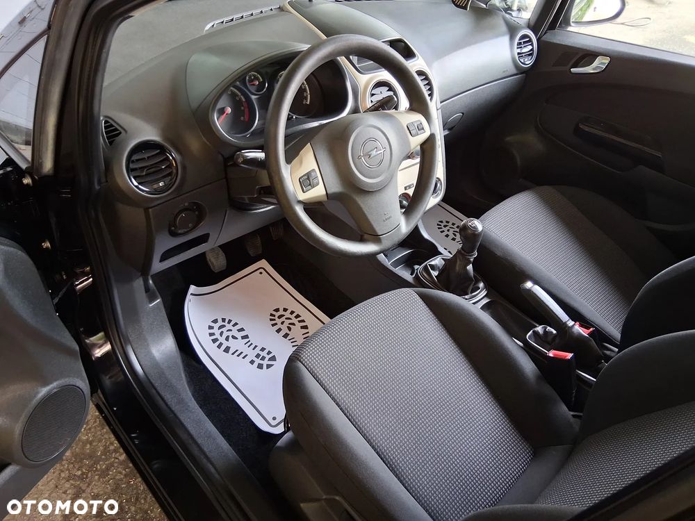Opel Corsa 1.2 16V Enjoy - 9