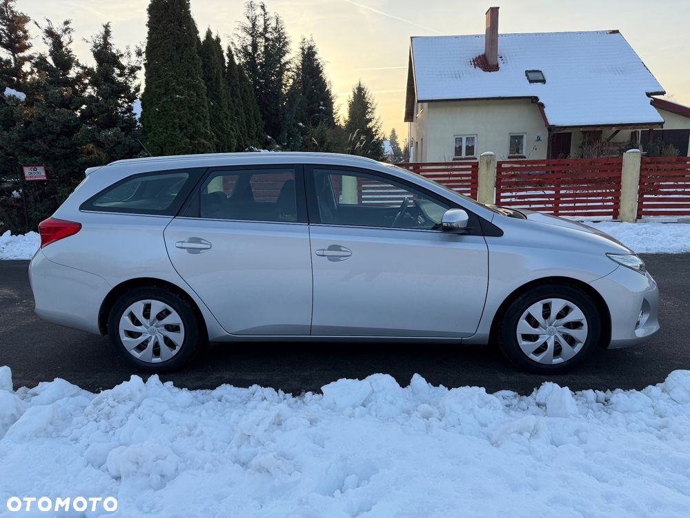 Toyota Auris 1.33 Dual-VVT-i Edition-S - 8