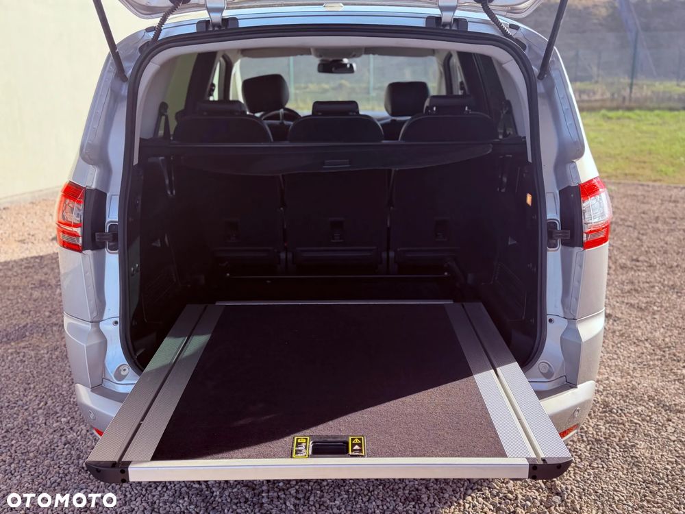 Ford S-Max 2.0 TDCi DPF Titanium - 17