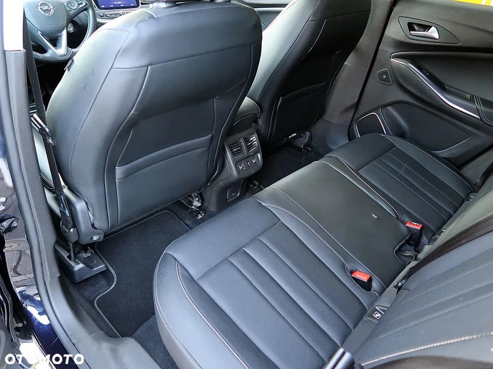 Opel Grandland X 1.2 Start/Stop Automatik Business INNOVATION - 12