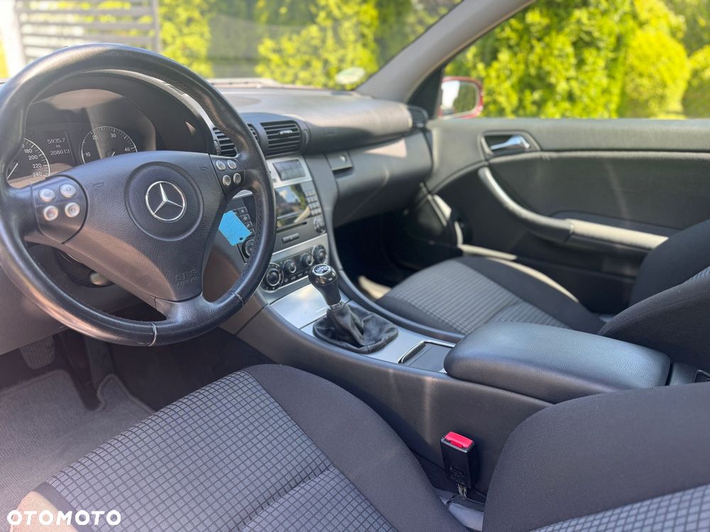 Mercedes-Benz Klasa C 220 CDI DPF Sport Edition - 7