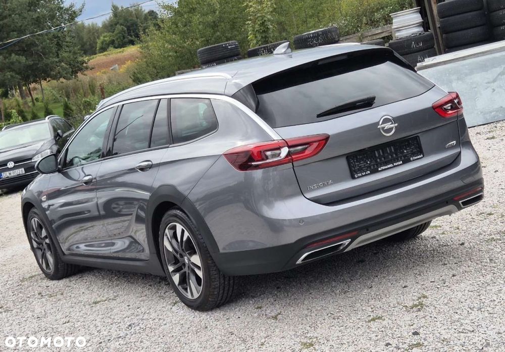 Opel Insignia - 8