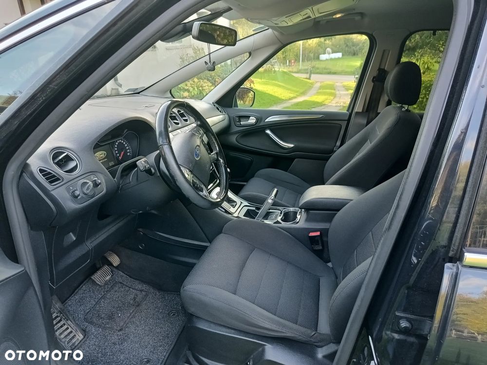 Ford S-Max 2.0 TDCi DPF Titanium - 13