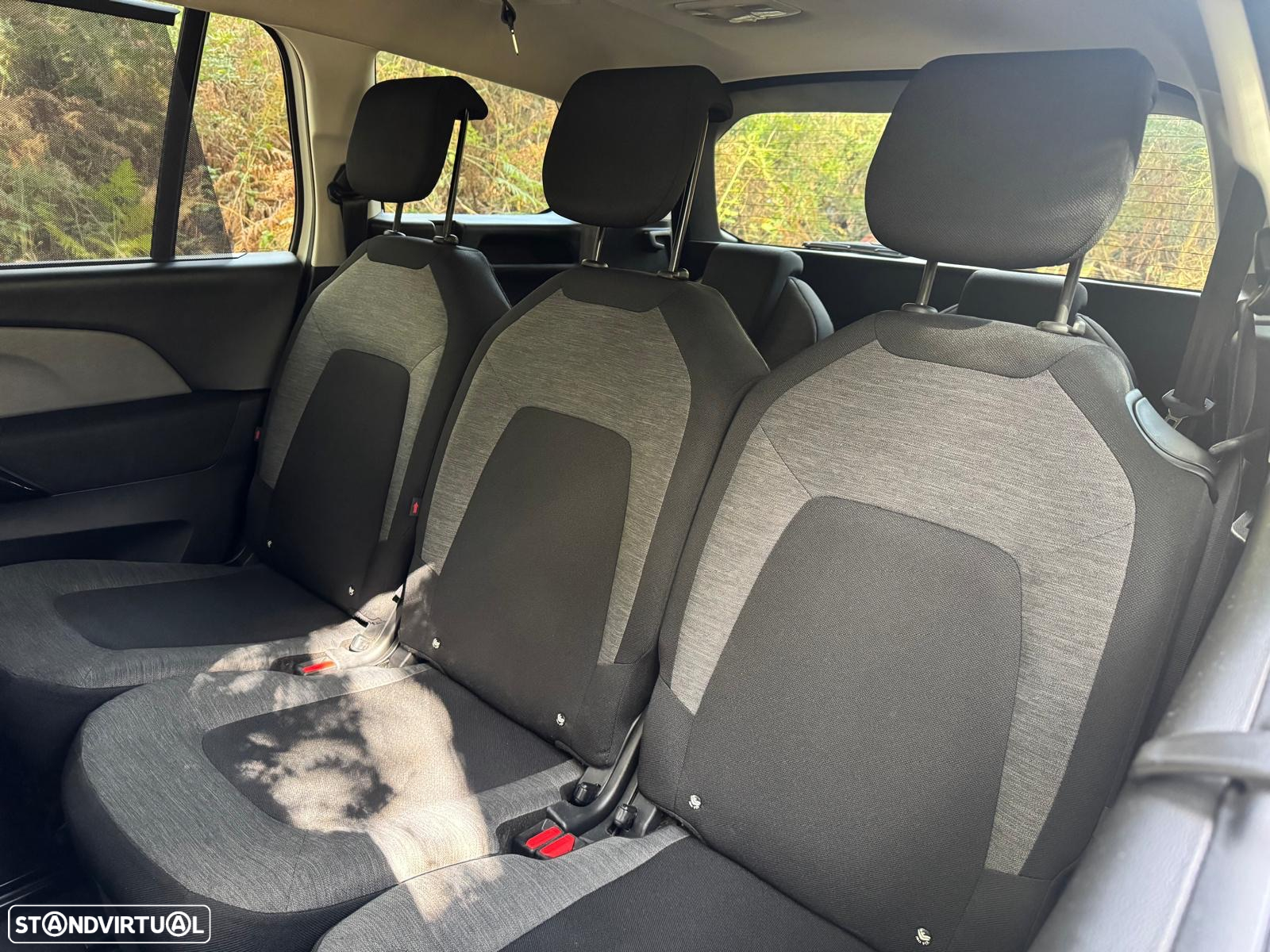 Citroën Grand C4 Spacetourer 1.5 BlueHDi Feel Business - 23